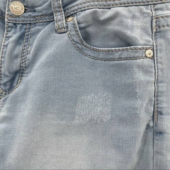 7 For All Mankind Lightly Distressed Shorts Size 10 - Picture 2 of 10